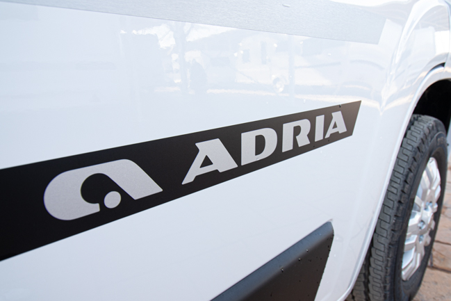 Adria Twin 600 SPT Family Axess full