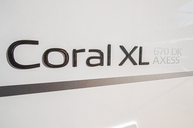 Adria Coral XL Axess 670 DK full